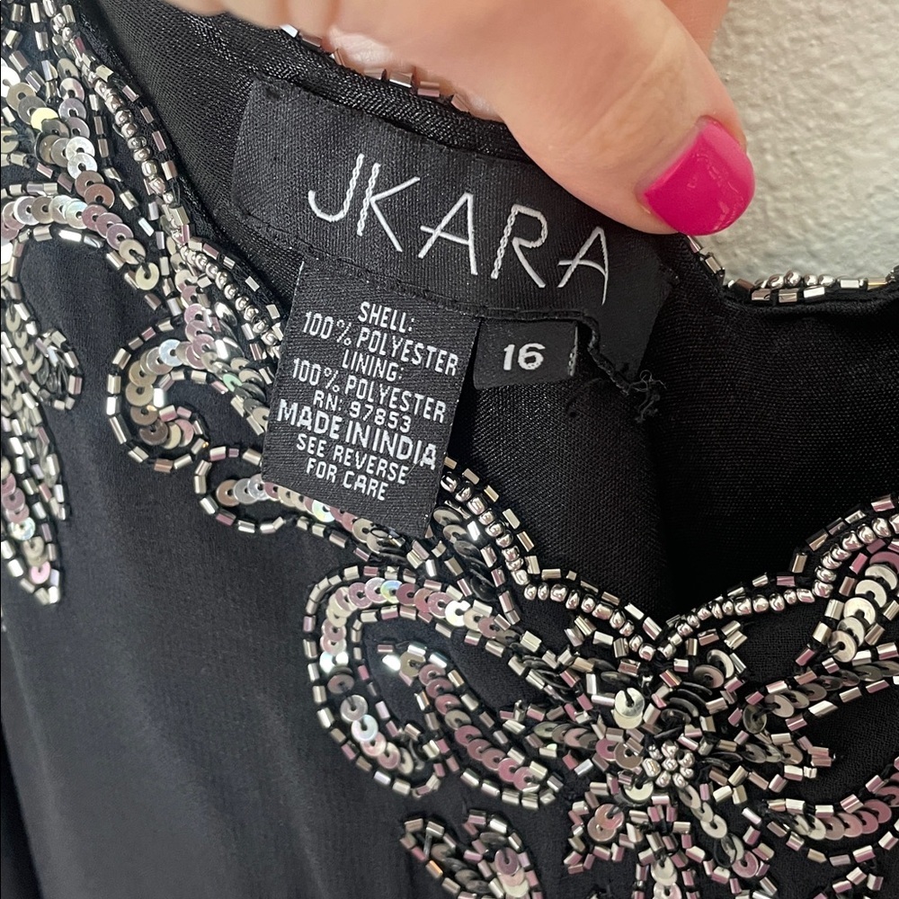 Jkara Plus Size Popover Capelet Beaded Gown - Picture 5 of 9